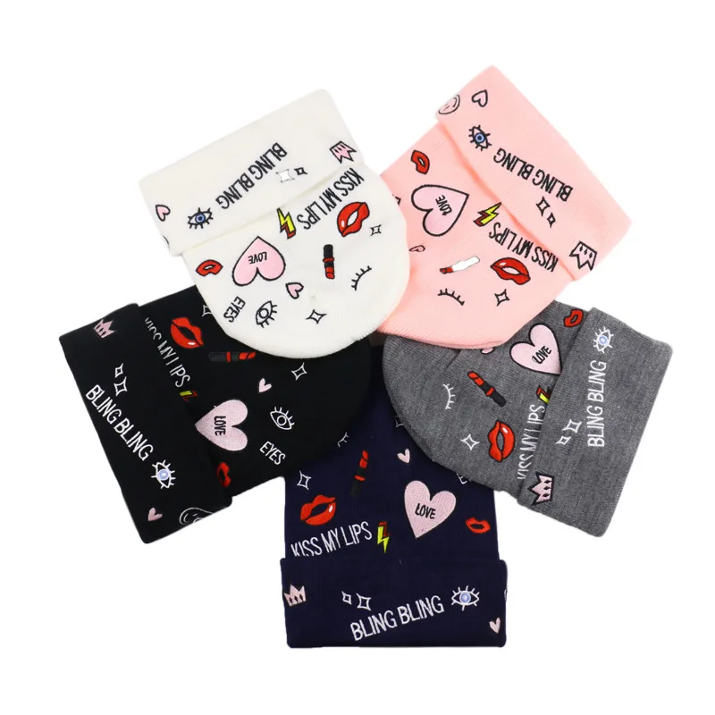 

Han edition joker graffiti lip prints letters BLINGBLING embroidery knitting hat sets of autumn winter antifreeze cap