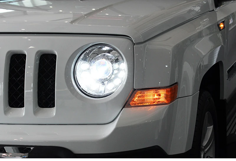 Для JEEP Патриот светодиодный фонарь в сборе 2011- год передняя фара