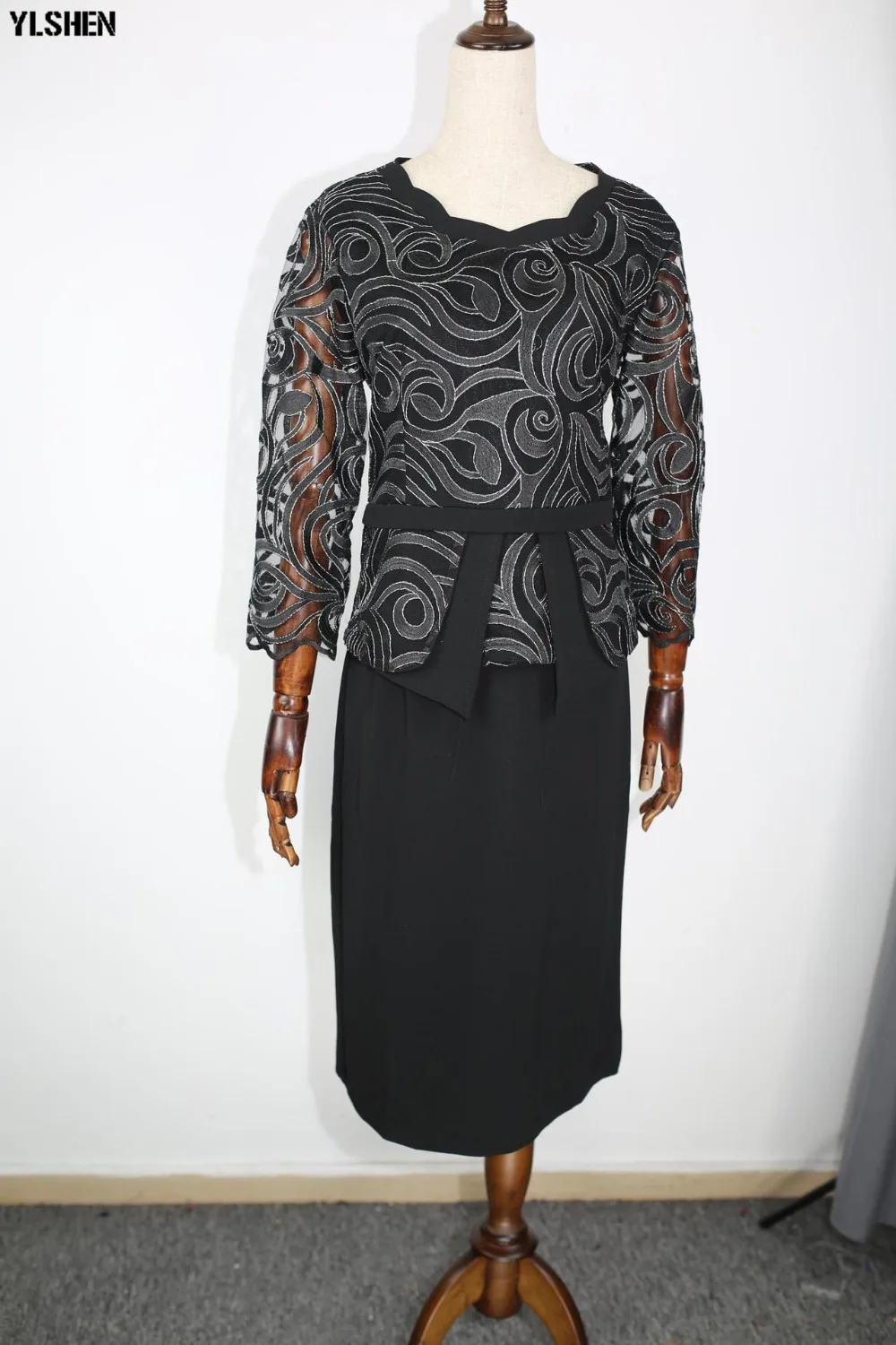 African Dresses for Women Dashiki 2019 New African Clothes Bazin Rich Sexy Slim Lace Embroidery Robe Africain Grown Africa Dress 03