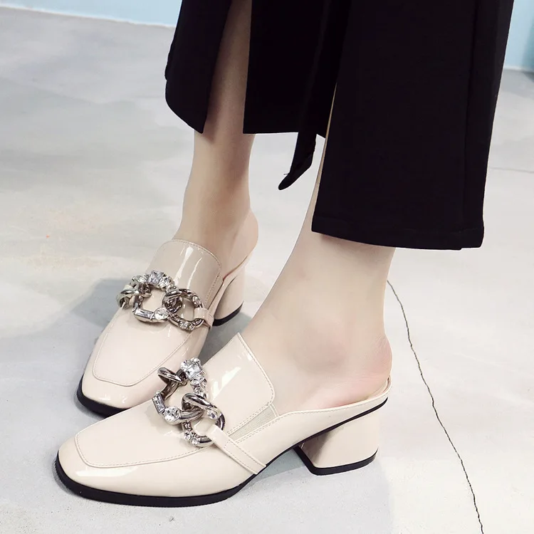 

Outside Fashion Metal Decoration Women Closed Toe Slippers Med Crystal Sewing Solid Slides Square Heel Casual Women Shoes