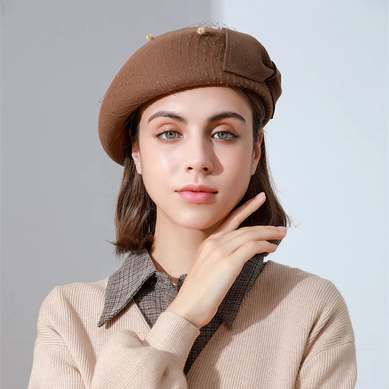 

Корейский осенне-зимний Новый сетчатый кружевной шерстяной берет с вышивкой и бантом художественная шапка женские шапки