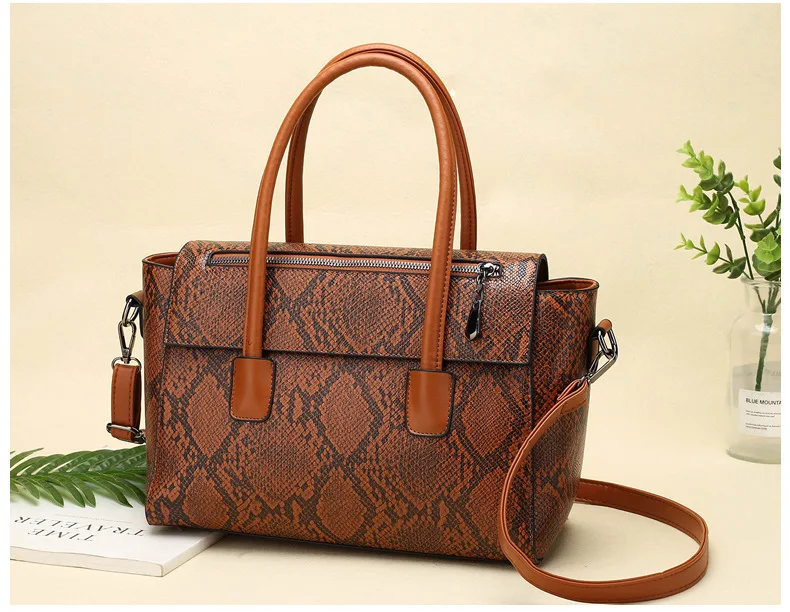 Ladies 2 pcs set Bucket Handbag 2019 Luxury Brand Women Tote Bag Snake Prints Handbags Female PU leather Crossbody Shoulder Bags (15)