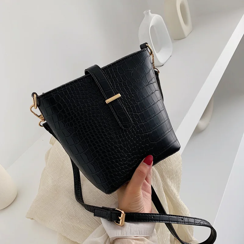 

Crocodile Pattern Bucket Bag Women's 2019 New Style Fashion Retro Versatile Shoulder Bag Fashion Simple Shoulder Bag WOMEN'S Bag