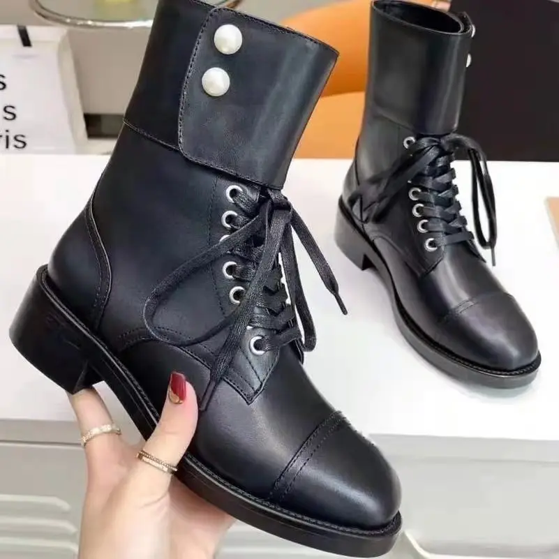 入荷しました即納 ファッション新革女性のブーツ レースアップマーティンブーツ 真珠の装飾の女性のショートブーツ アンクルブーツ 安心の正規仕入品 Women S Shoes Www Celpan Com Br