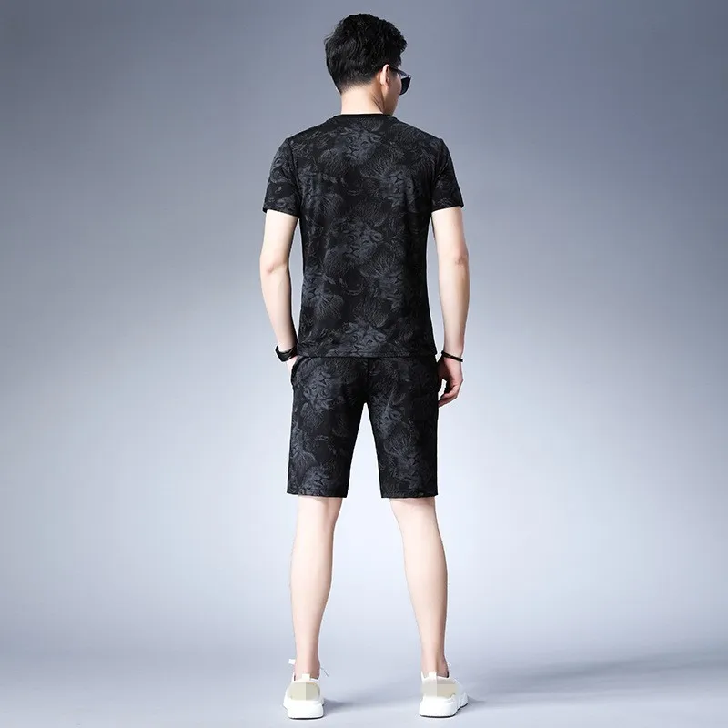 10805945651_1487566252