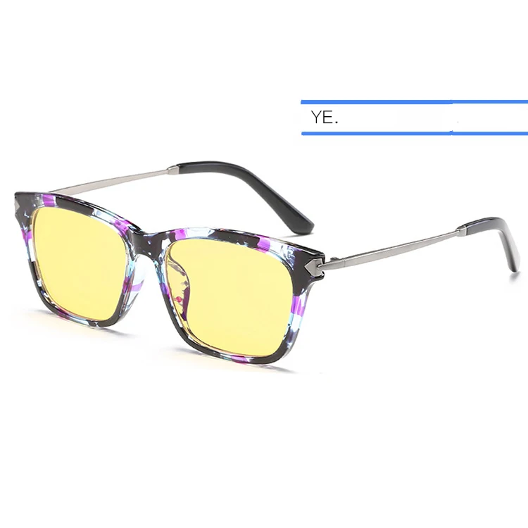 Z照片-无logo详情-小YE