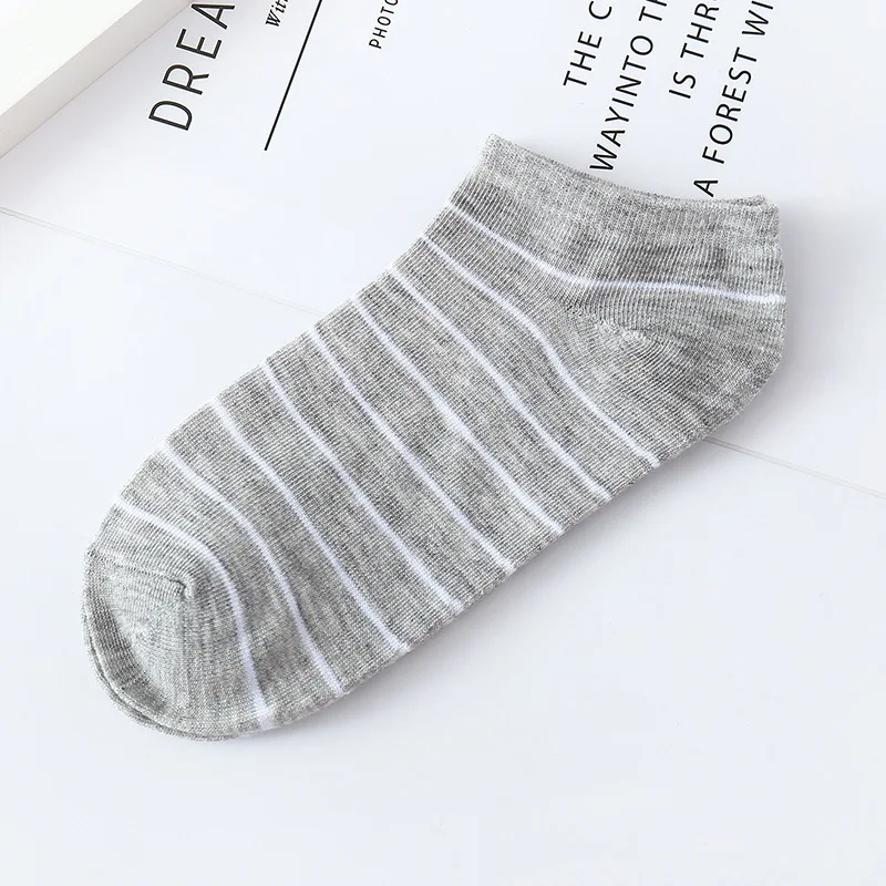 

2020 new ladies spring and autumn cotton short socks