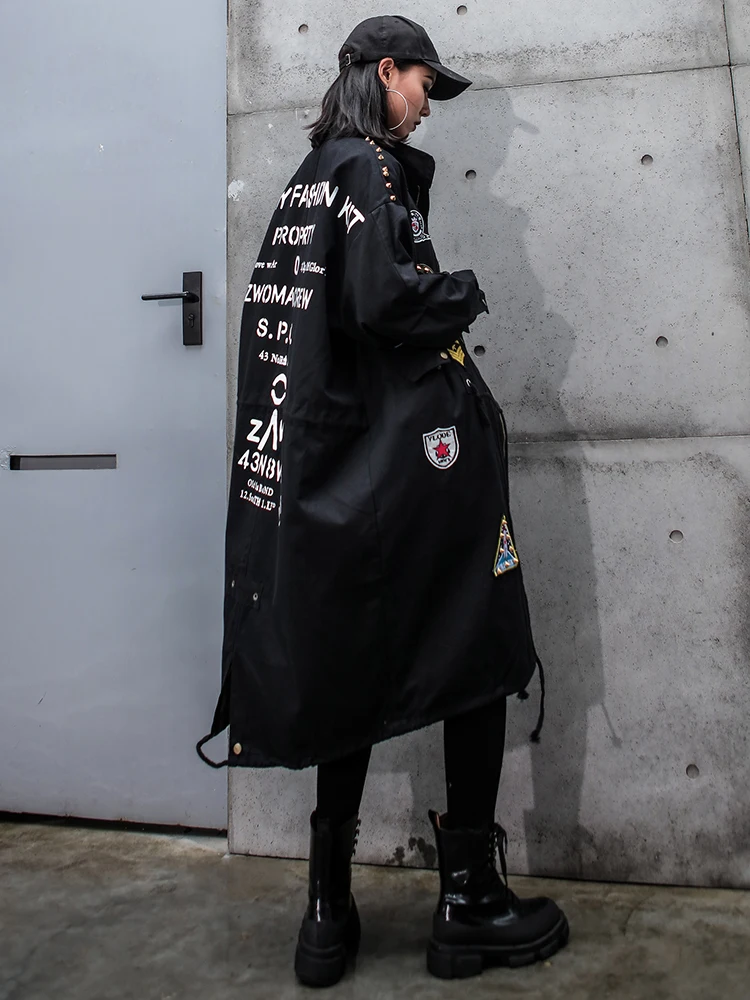 QING MO модное Брендовое женское пальто с буквенным принтом уличная Стильная Женская одежда оверсайз пальто осень ZQY1563