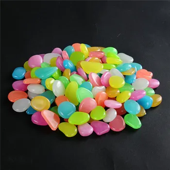 

5/10pcs Glow in the Dark Garden Pebbles Glow Stones Rocks for Walkways Garden Path Patio Lawn Garden Yard Decor Luminous stones