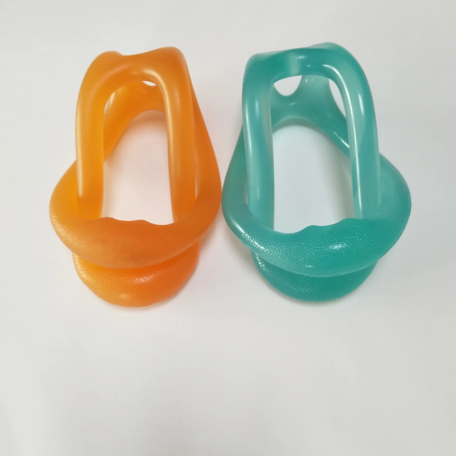 

Creative Portable Physics Resistance Tube 8-Word Hand-Held Pulling Rope Silica Gel Pulling Rope