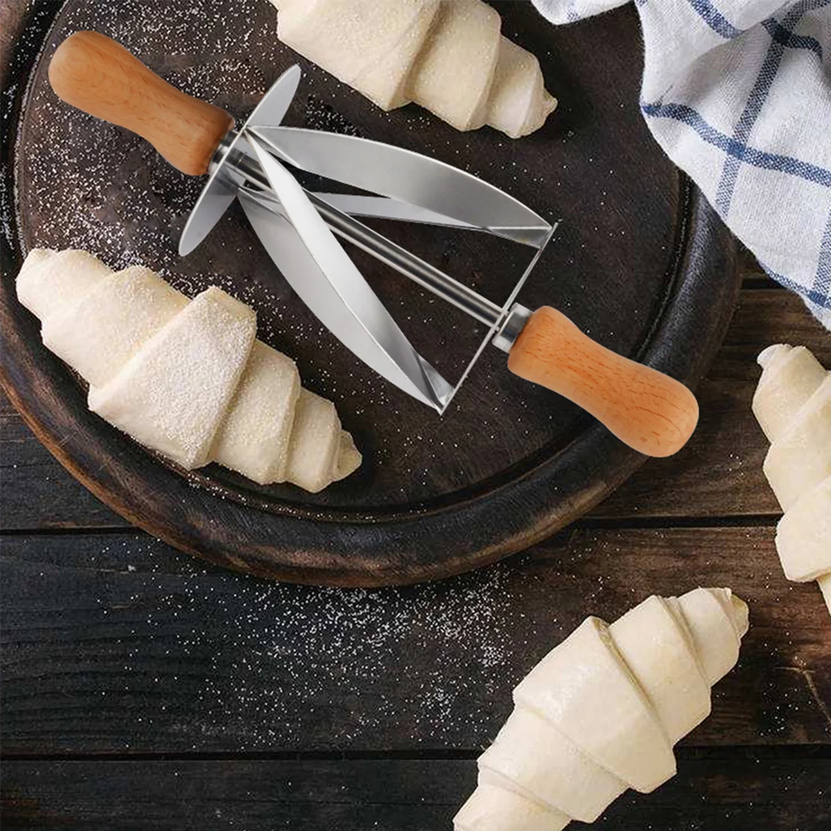 

New Stainless Steel Handle Rolling Cutter For Making Croissant Bread Wheel Dough Pastry Knife Wooden Handle Baking Kitchen Knife