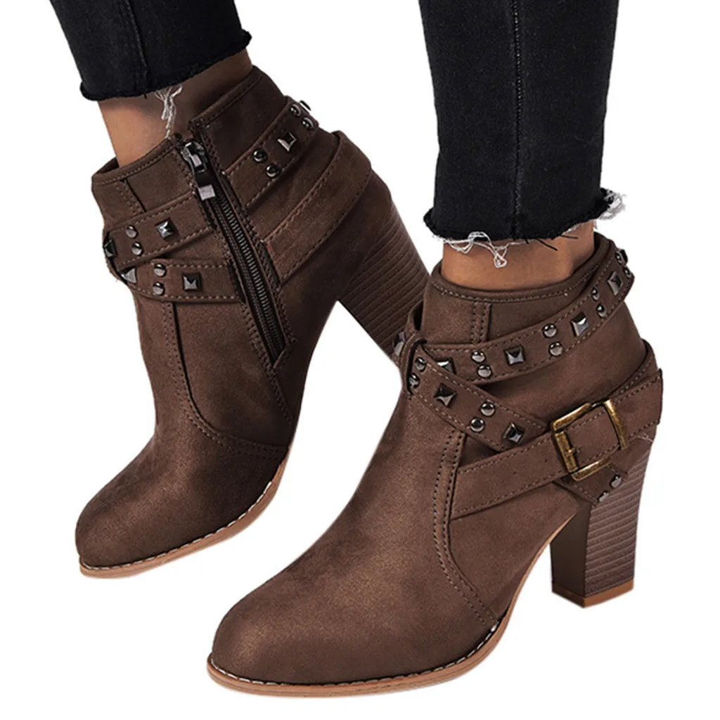 Модные женские ботинки; замшевые короткие ботиночки на молнии с заклепками; обувь с круглым носком; женская зимняя теплая обувь размера плюс; M50