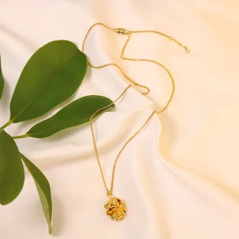 

Fashion Natural Flower Elements Hops Clavicle Chain Necklace Female