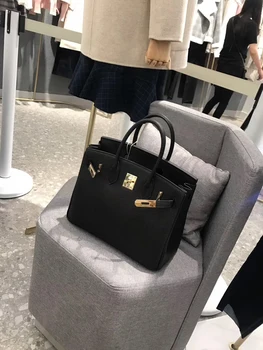 

free shipping the new style fashion gold hardware genuine cow leather women handbag one shoulder crossbody bag 26 color 3 size