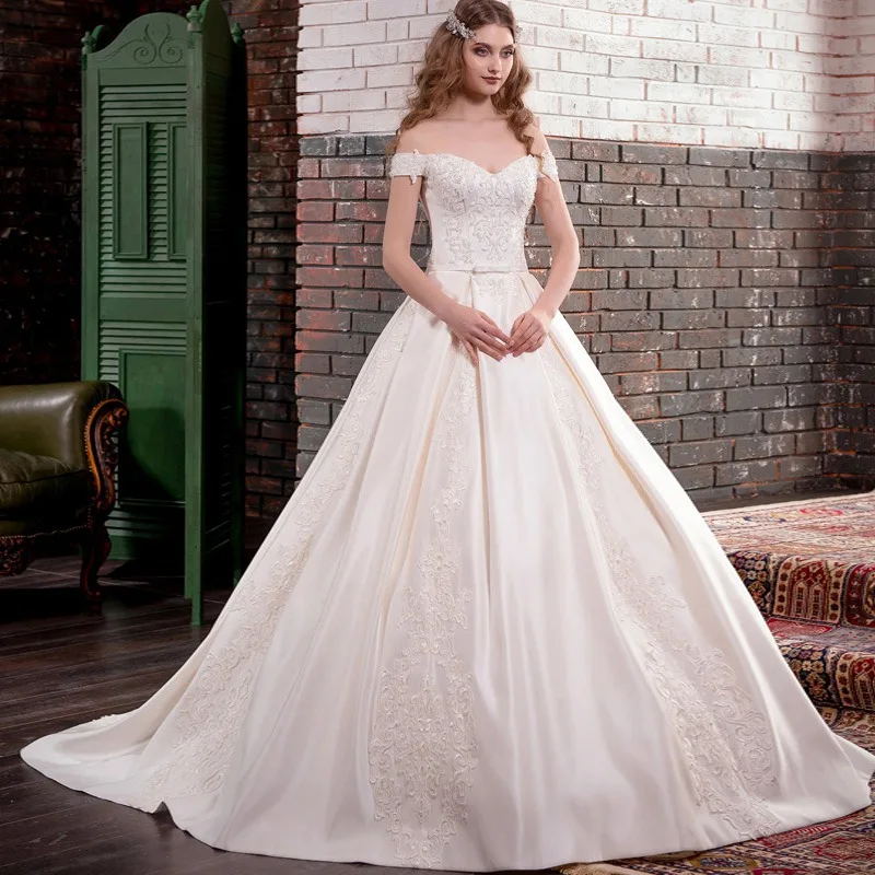 Реальная цена от плеча Hochzeit лодочка шеи цвета слоновой кости атласное свадебное платье пояс белое платье вышивка кружева турецкие