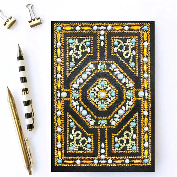 Huacan Diamond Painting Notebook Special Shaped Flower Diamond Mosaic Diary Book Diamond Embroidery Cross Stitch A5 Notebook - Цвет: NB15