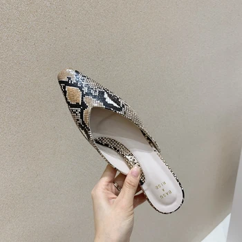 

Mules in luxury women's shoes designer Korean one-character belt hasp flat bottom outer wear Mueller semi-slippers Animal Prints