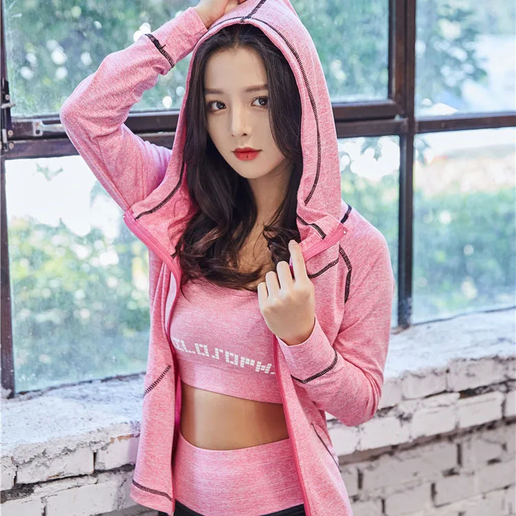 10243817634_1065719737