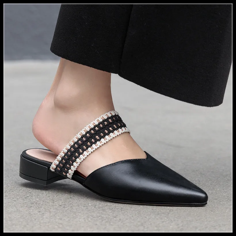 

Mules Shoes Women Slippers Genuine Leather Fashion Flat Low Heel Desginer High Quality Woman Pointed Toe Slipper Chic Shoe