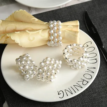 

TAI Top 4Pcs/Set Wide Fake Pearls Crystal Napkin Rings Table Deco for Wedding Party White Beads Napkin Holder Hotel Supplies