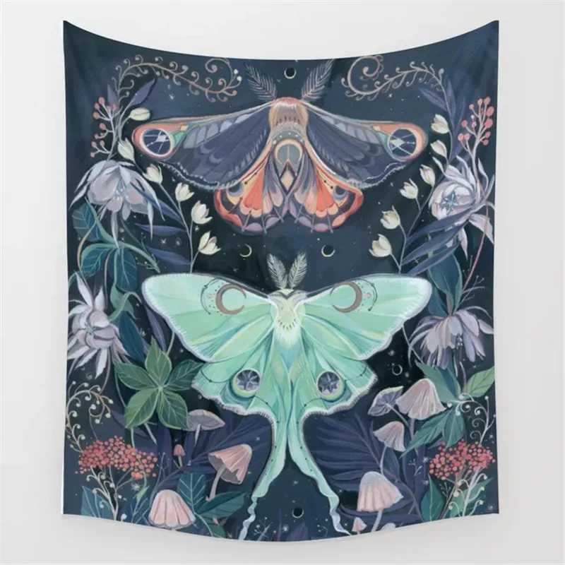 luna-moth1707980-tapestries.webp