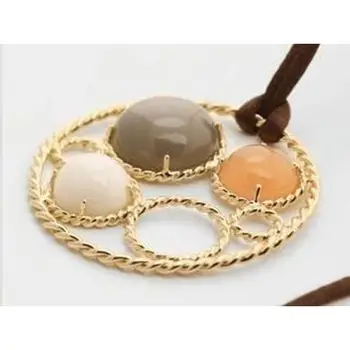 

Pendant Antonio Legs orla salomonica & gemstones cabochon