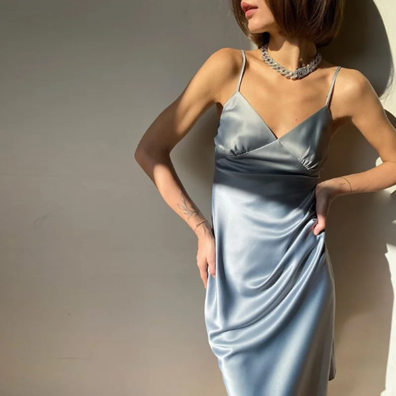 2020 Women Satin Deep V Neck Sexy Dress Solid Straight Pajamas Party Dress Elegant Female Summer Spaghetti Strap Dress Casual 2020 Women Satin Deep V Neck Sexy Dress Solid Straight Pajamas Party Dress Elegant Female Summer Spaghetti Strap Dress Casual