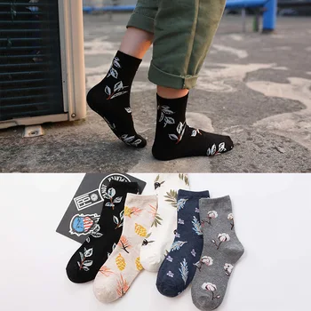 

Autumn Winter Floral Cotton Mens Socks Retro Hip Pop Skateboard Male Socks Harajuku Streetwear Sports Crew Sox Gifts for Men