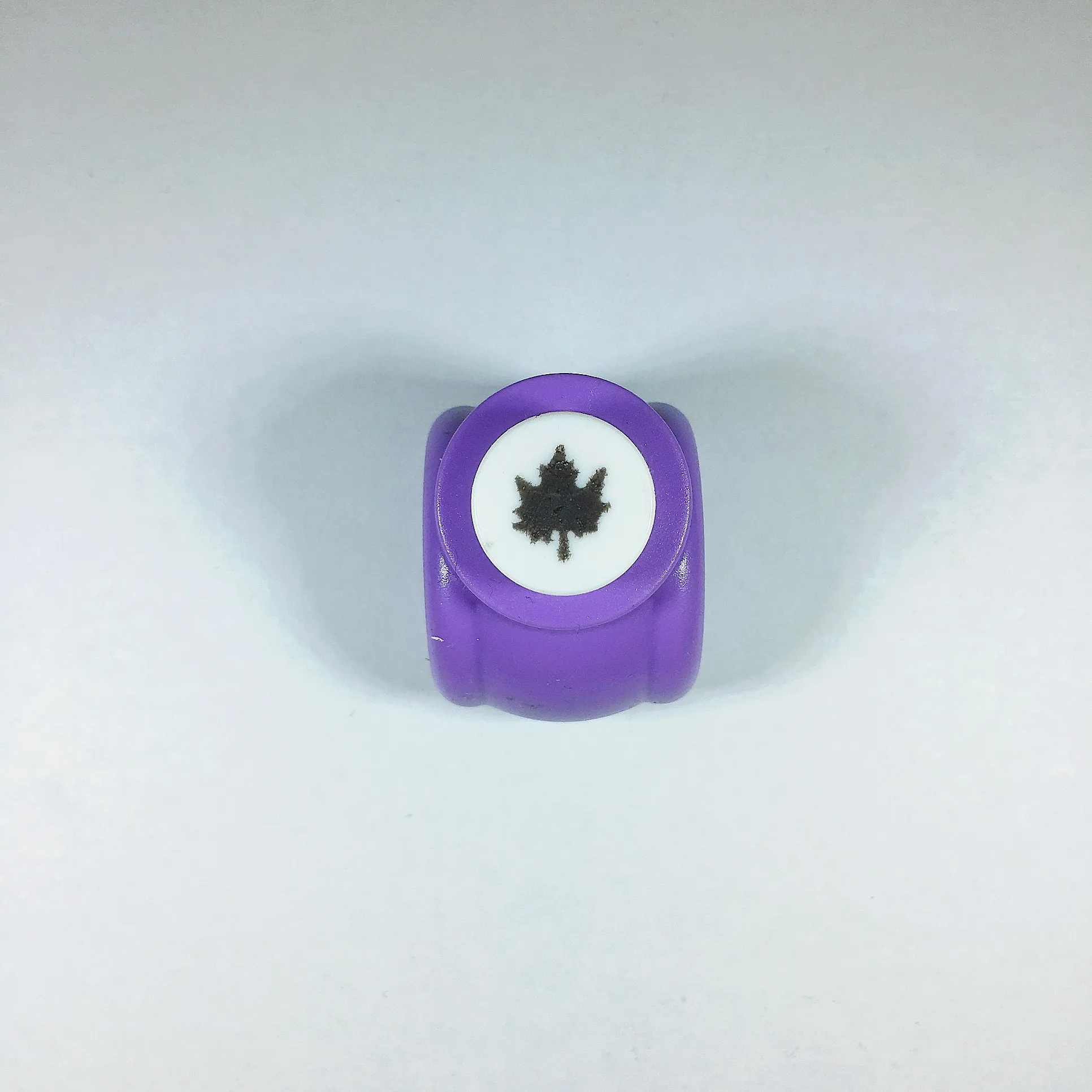 maple leaf Мини-дырокол для скрапбукинга ручной резак для открыток Ситцевая печать сделай сам цветок бумажный дырокол форма - Цвет: maple leaf