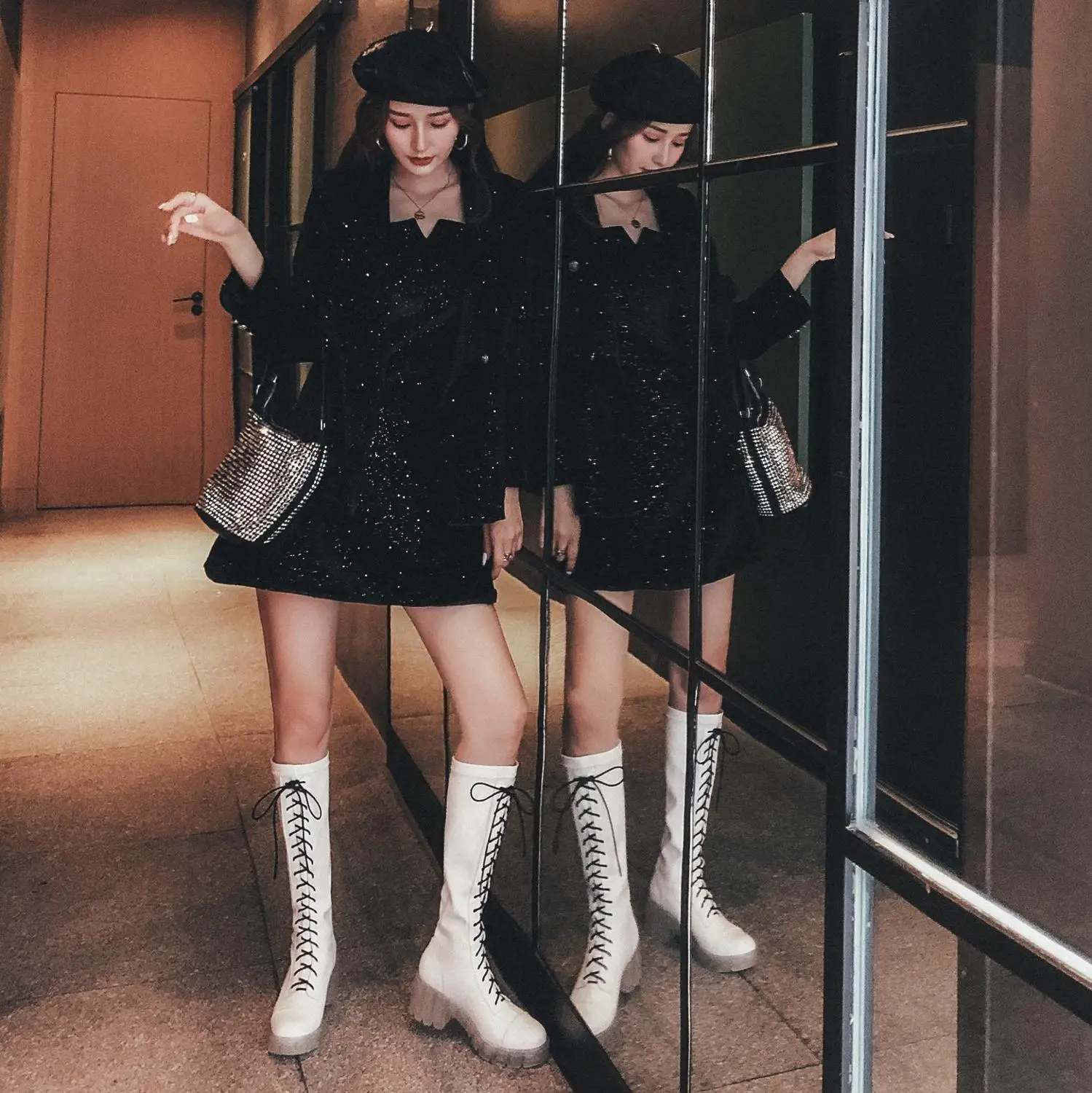 

Spring and autumn 2020 new transparent crystal bottom leather Martin boots all-match breathable single boots female X290