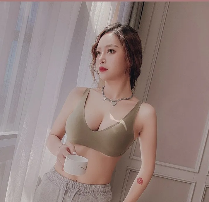 One Piece Soft Breathable Removable Pad Push Up Small Breast Brassiere Seamless Without-rim Gather Girls Bra Section Received