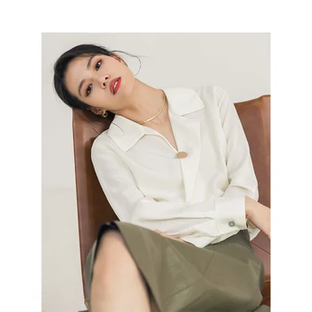 

INMAN 2020 Spring New Arrival Solid Color Minimalist Elegant Retro Style Turn Down Collar Women Long Sleeve Shirt