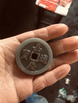 

Hetian Jade Purse is mellow and thick. Hetian Jade Purse Jiaqing Tongbao Town Residence to ward off evil spirits and recruit fiv