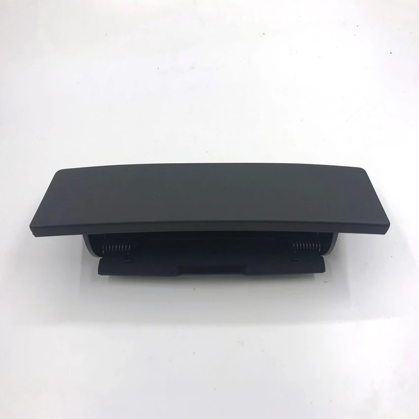 8kd857961 для audi a4L q5 пепельница 8kd 857 961 8KD857961 8KD 857 961 автомобильная пепельница для сигарет