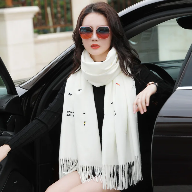 

Fashion Winter Scarf Women Cashmere Warm Pashmina Foulard Lady Luxury Horse Scarves Thick Soft Bufanda Shawls Wraps 2020 New