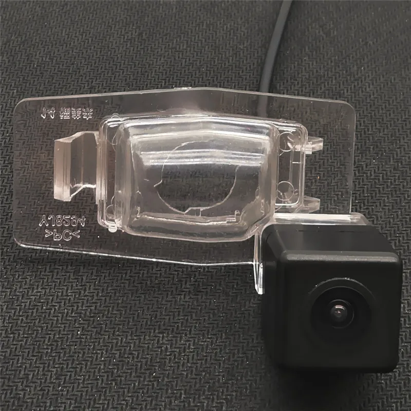 Camera YIFOUM HD 170 градусов Водонепроницаемая камера ночного видения заднего вида для Mazda Tribute Miata MX-5 Protege MPV - Название цвета: Camera