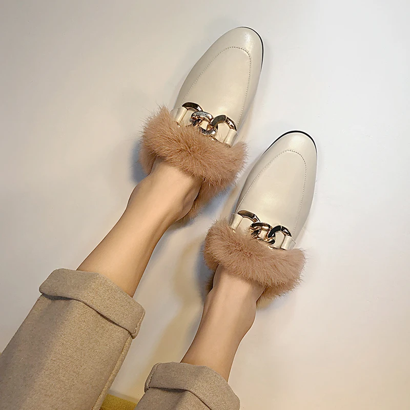 

New rabbit fur slippers wooden shoes leather flat casual fashion women's shoes warm round head wild ladies flat shoes
