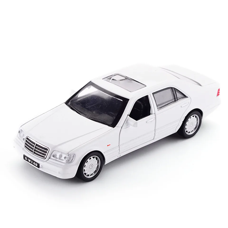Горячая литая модель автомобиля 1:32 S W140, мигающий светильник для детей, металлические игрушки для автомобиля, Детские колеса, подарки на день рождения и Рождество - Цвет: White