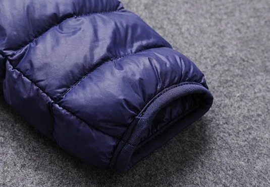 Plus Size S-5XL Mens Hooded Jacket Coat 90% Duck Down Filler Ultra Light Spring Autumn Male Winter Warm Coat+ Portable Bag