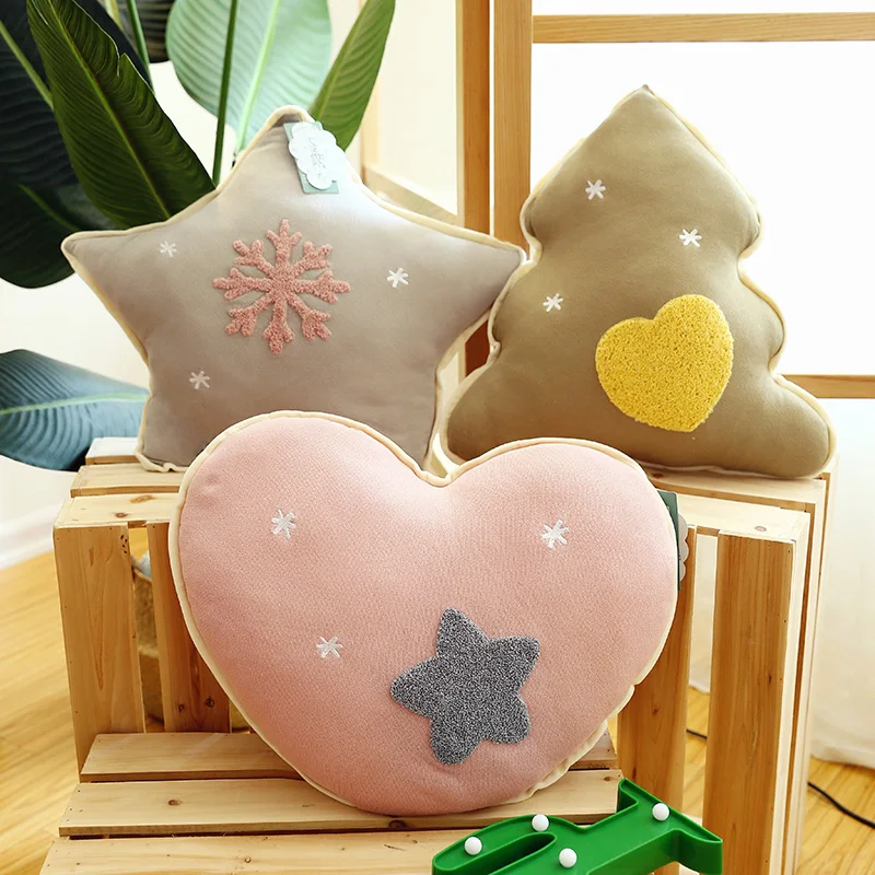 

New Year Toy Christmas Tree plush Pillow Love Heart Pillow Star Pillow With Snowflake Home Decoration Christmas Gift Present