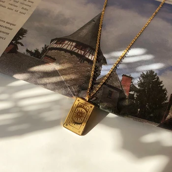 

Gold Plating Necklace Stainless Steel Tarot Cards Pendants Necklace Not Fade Neutral Chain Clavicle Decotation Classical