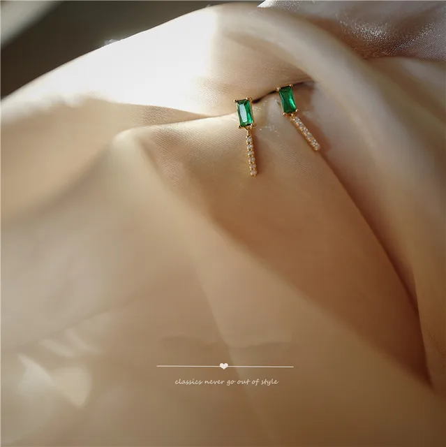 925 Sterling Silver French Simple Emerald Pearl Earrings Women Light Luxury Temperament Wedding Jewelry Girlfriend Gift 3