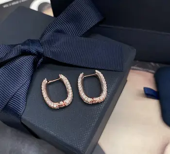 

Pink gold U-shaped rectangular geometric lock design geometric simple rhinestone earring