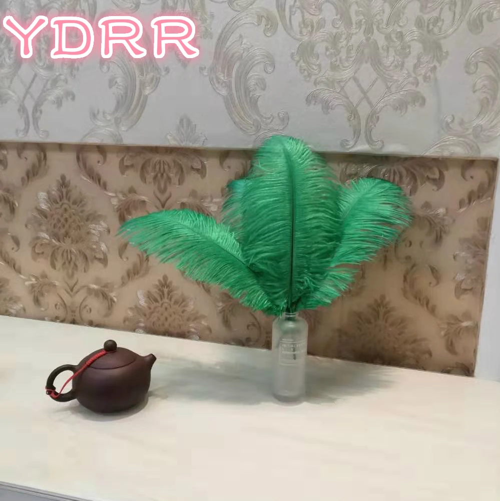 

Дешевая цена хит продаж 10-12 дюймов страусиные перья Белоснежка свадебные декоративные Центральные элементы из страусовых перьев для украшения стола