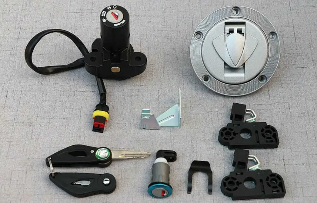 Lock set of Benelli TRK251