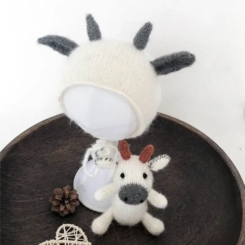 Vintage Knit Mohair Cows Toy Photography Props Baby Soft Bonnet Toy Set Photo Prop Baby Shower Gift