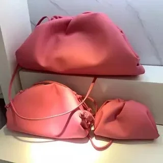 Medium rose red Сумка из натуральной кожи, сумка-конверт, роскошные сумки, женские сумки, дизайнерские объемные, округлые формы, кошельки и сумки, клатчи - Цвет: Medium rose red