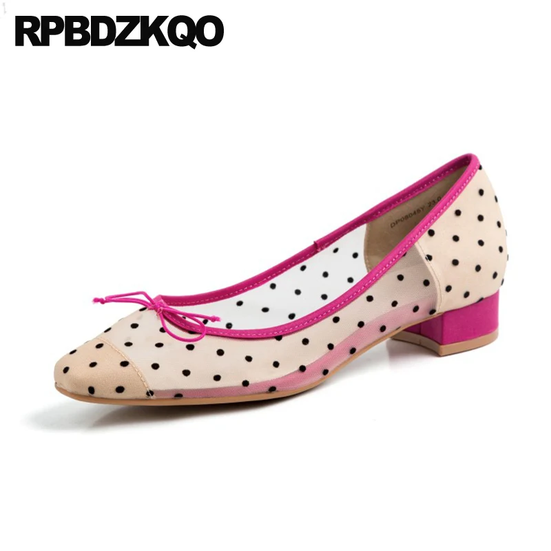 Женские дизайнерские сетчатые дышащие туфли в горошек красные на низком каблуке