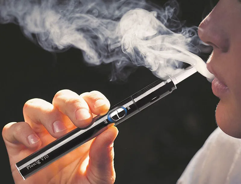 Best Electronic Cigarette Pluscig V10 Chargable Vape Pen Kits 900mAh 15 Continuous Smoke One click Operation Factory Selling Latest