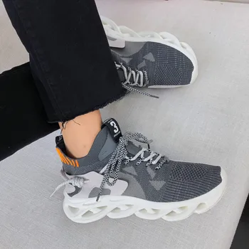 

Men's Fashion Sneakers Breathable Casual shoes Hard-wearing Comfortable Air Mesh shoes Classic Hot sale men shoes flats shoes